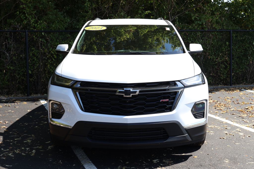 Thumbnail: 2023 Chevrolet Traverse - 2