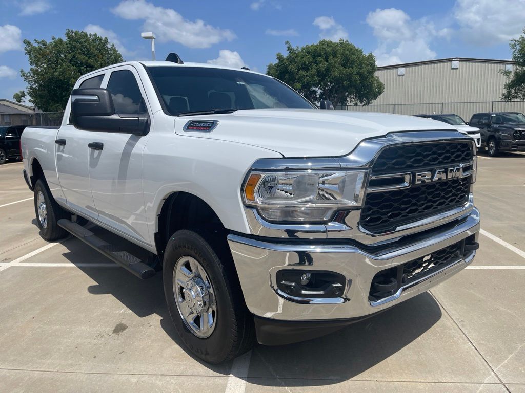 2023 RAM 2500 Blanco (Bright White Clearcoat) Camioneta Todo terreno 8 velocidades Automática