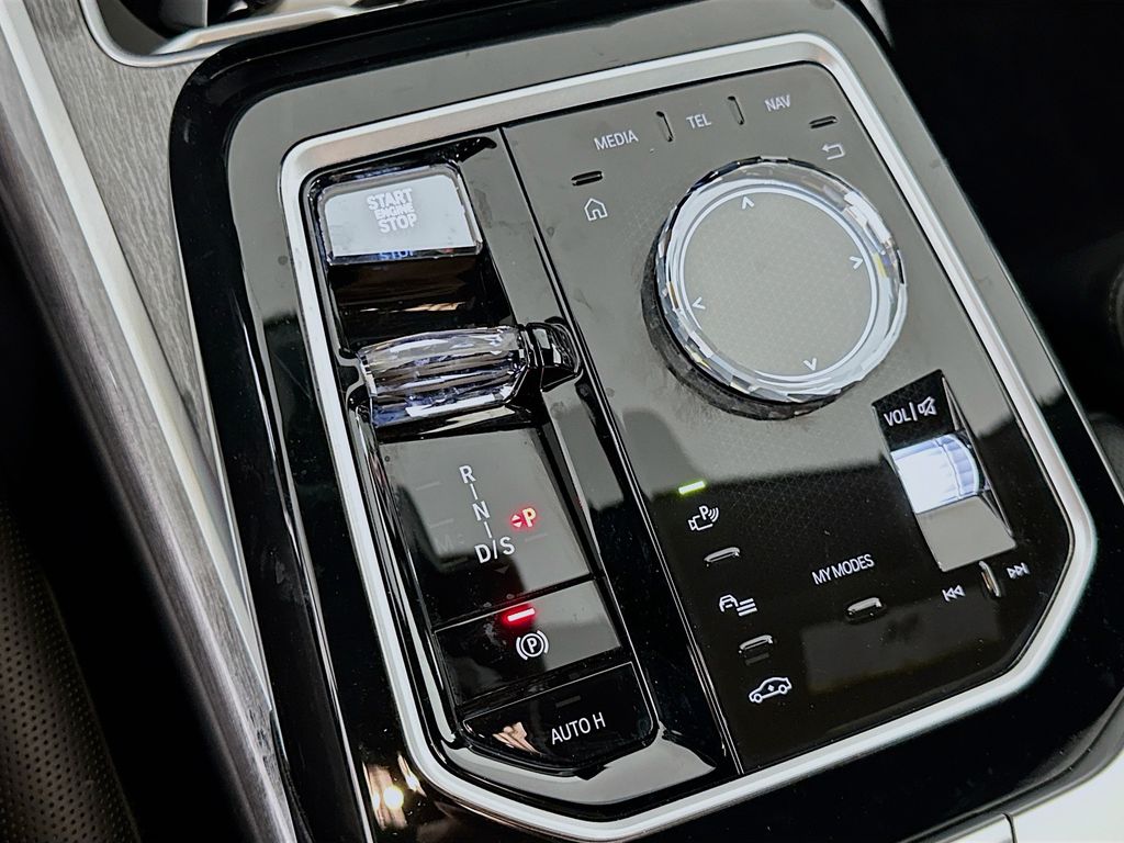 2024 BMW 7 Series 740i xDrive 17