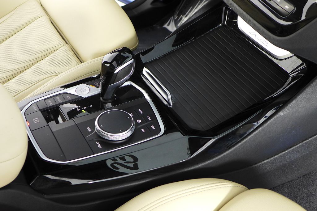 Thumbnail: 2023 BMW X3 - 15