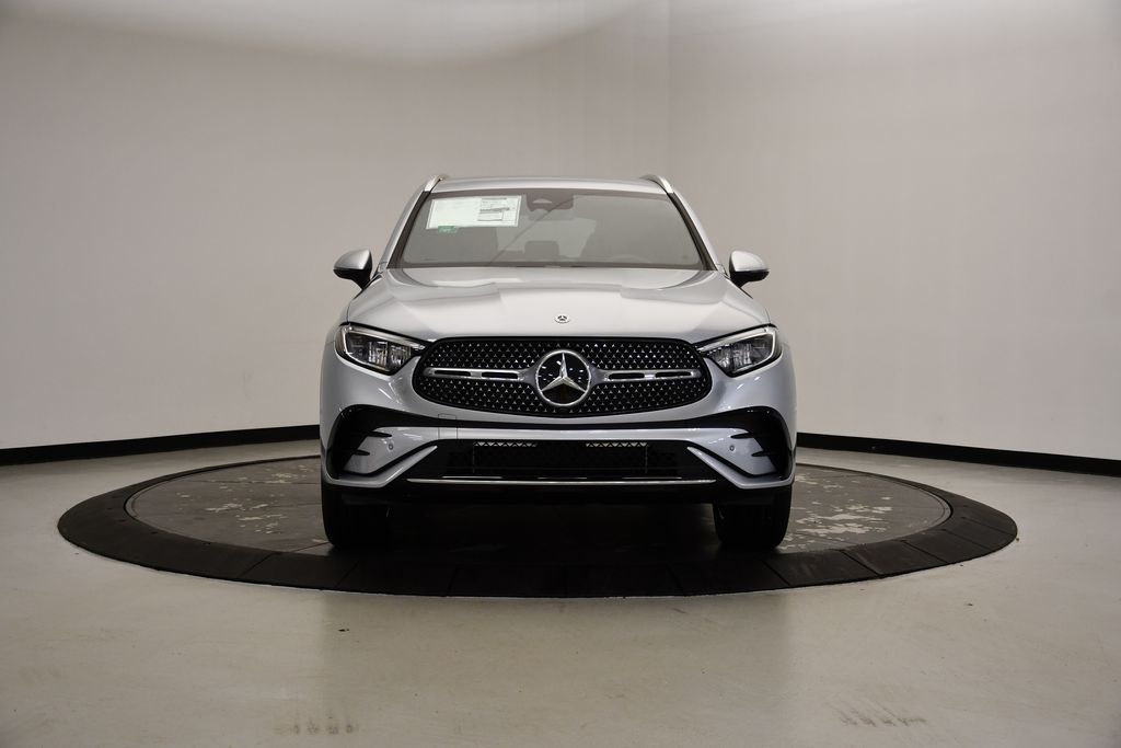 2025 Mercedes-Benz GLC 350 8