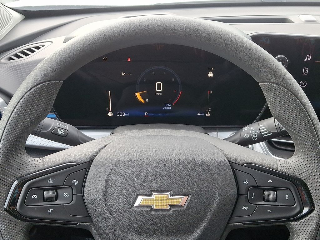 2025 Chevrolet Trax LT 9