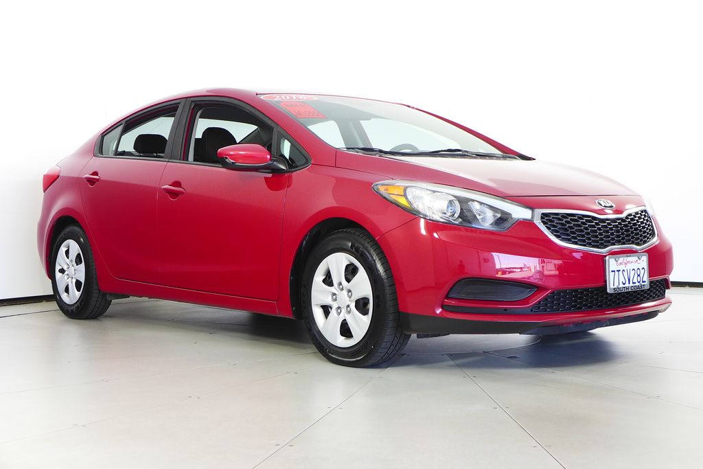 Thumbnail: 2016 Kia Forte - 4