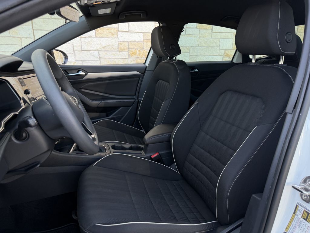Used 2023 Volkswagen Jetta Sedan