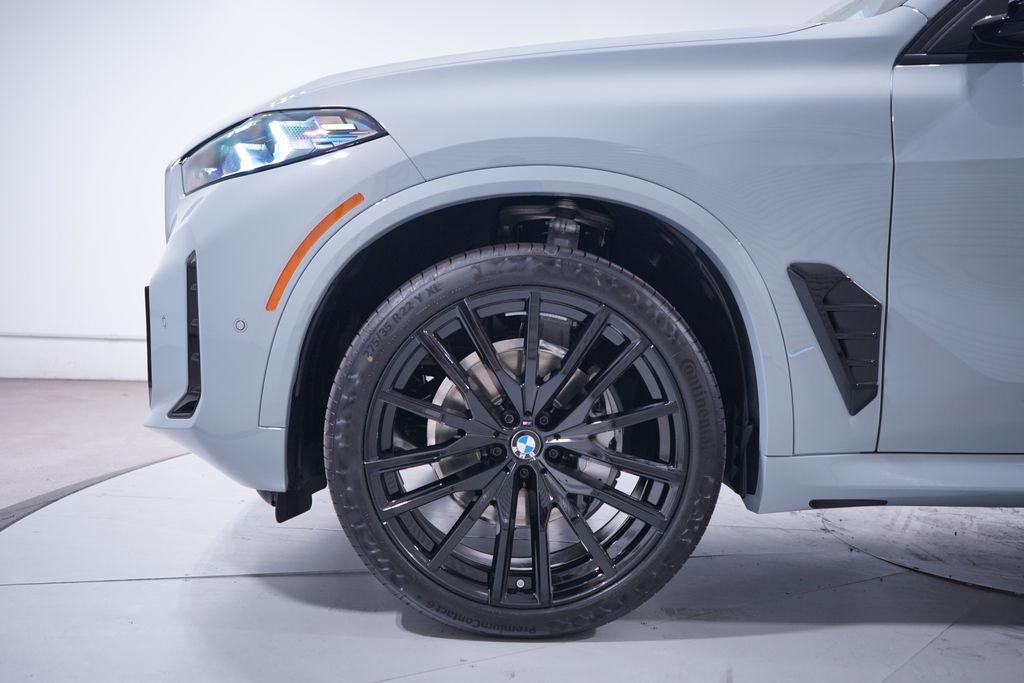 Thumbnail: 2026 BMW X5 - 2