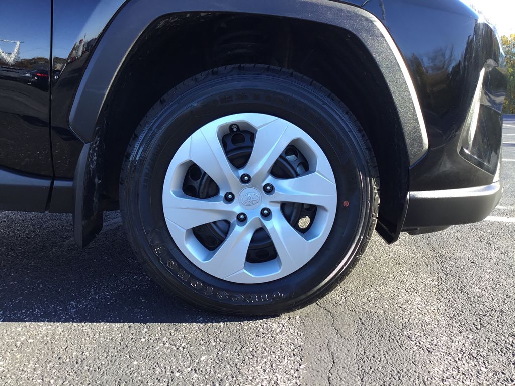 Thumbnail: 2023 Toyota RAV4 - 11