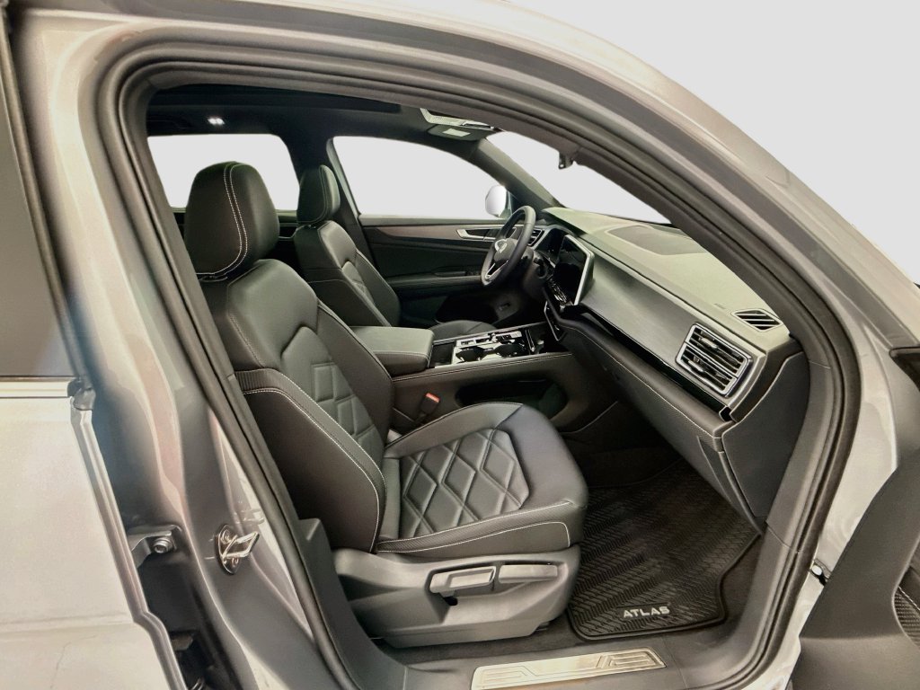 Thumbnail: 2026 Volkswagen Atlas - 19
