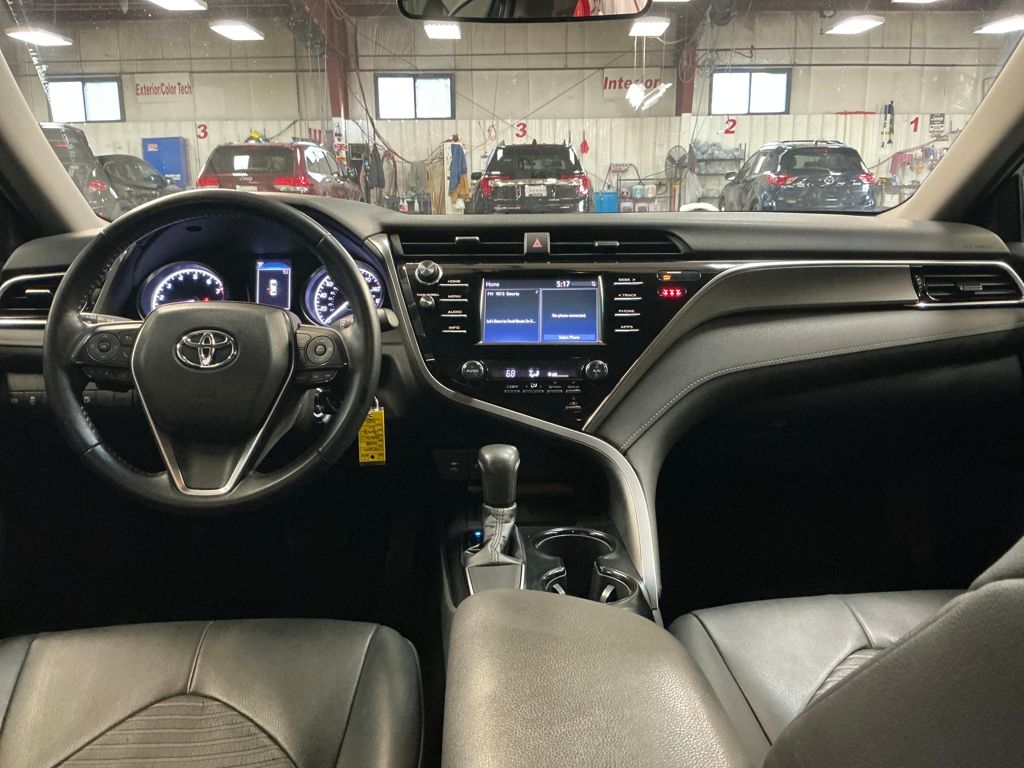 Certified Used 2018  Toyota SE image 15