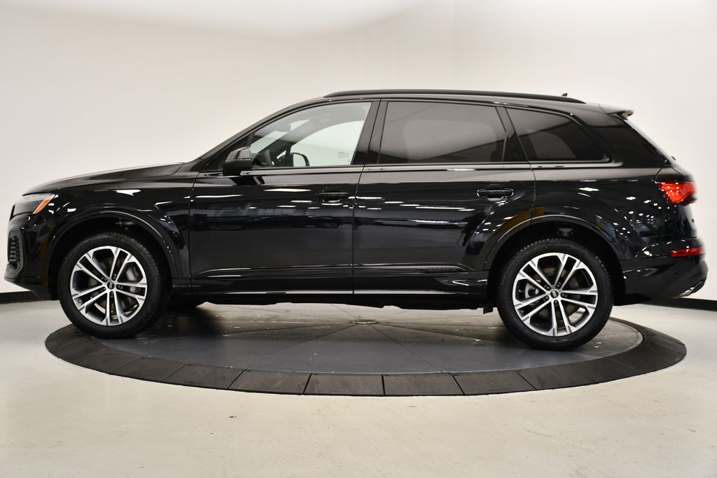 2025 Audi Q7  2