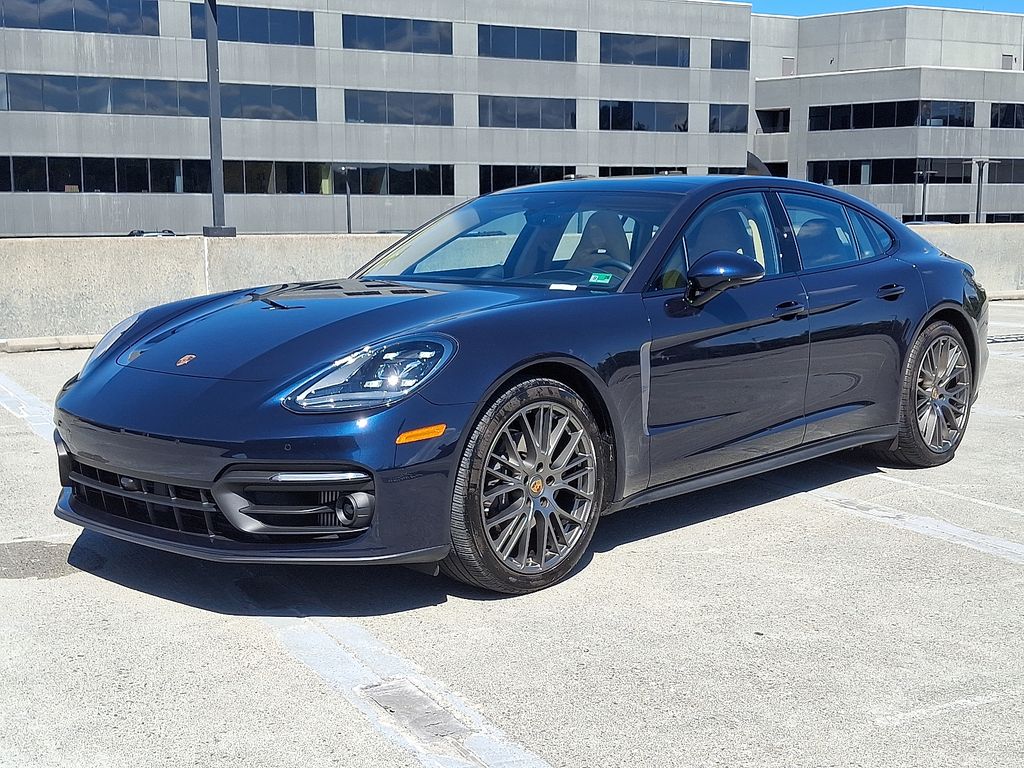 Thumbnail: 2023 Porsche Panamera - 1