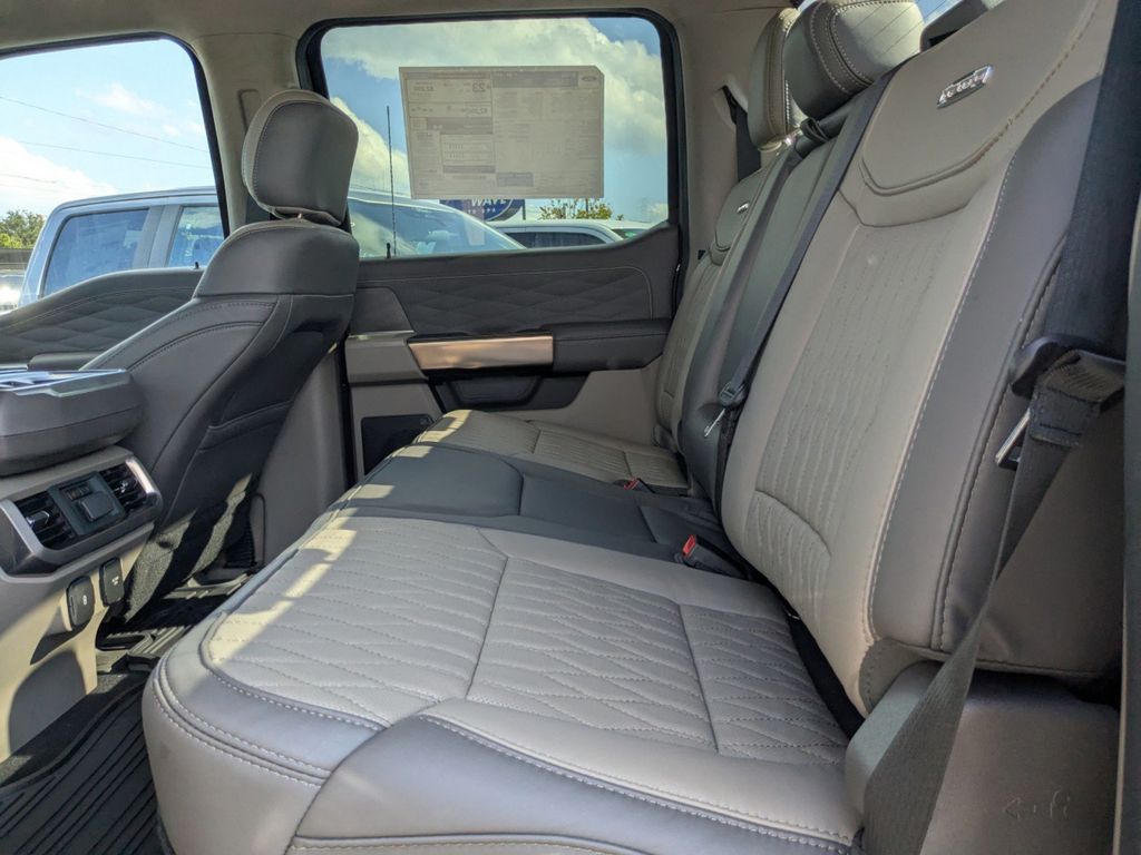 2025 Ford F-150 Platinum