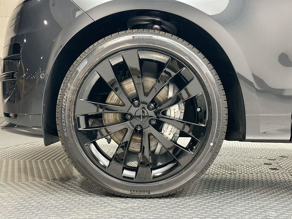 Thumbnail: 2026 Land Rover Range Rover Sport - 13