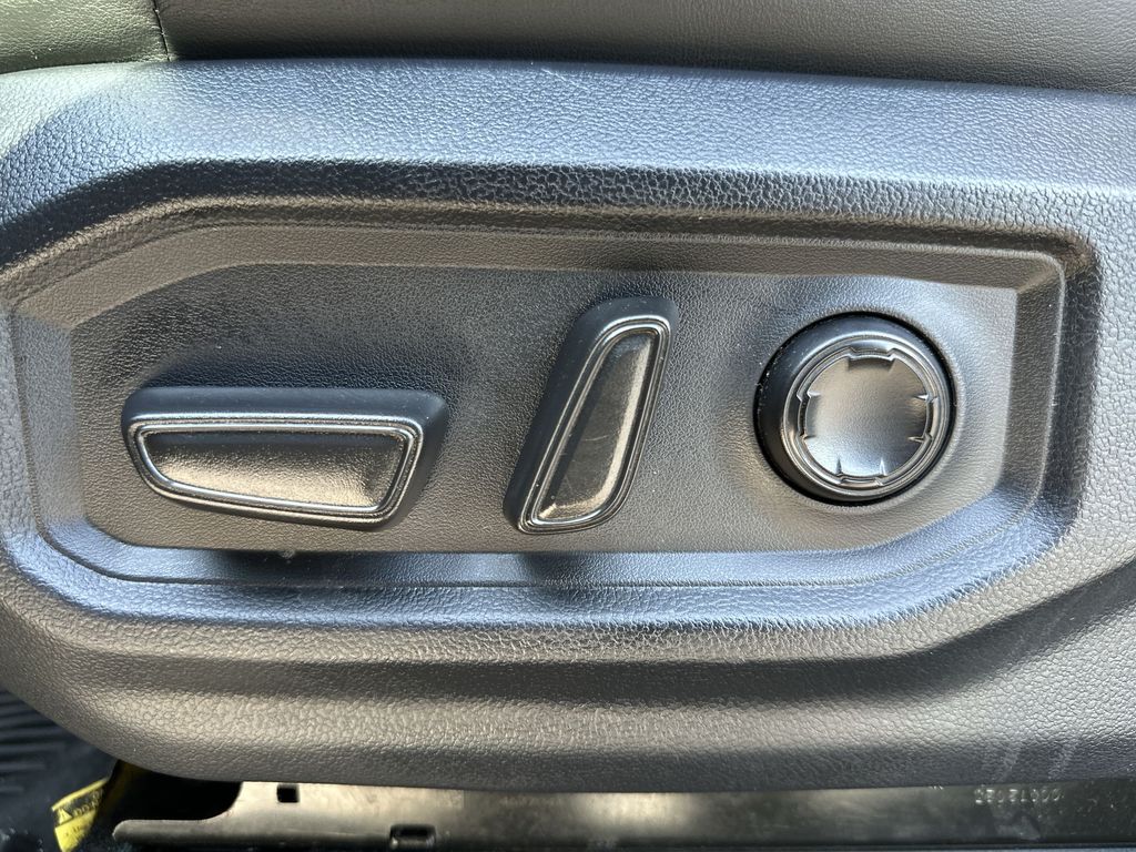 2023 Toyota Tundra Platinum - 11