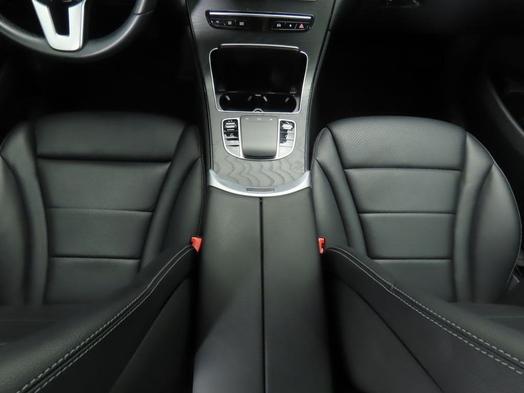 2022 Mercedes-Benz GLC 300 16