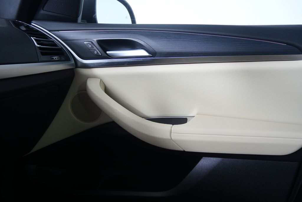 Thumbnail: 2024 BMW X3 - 28