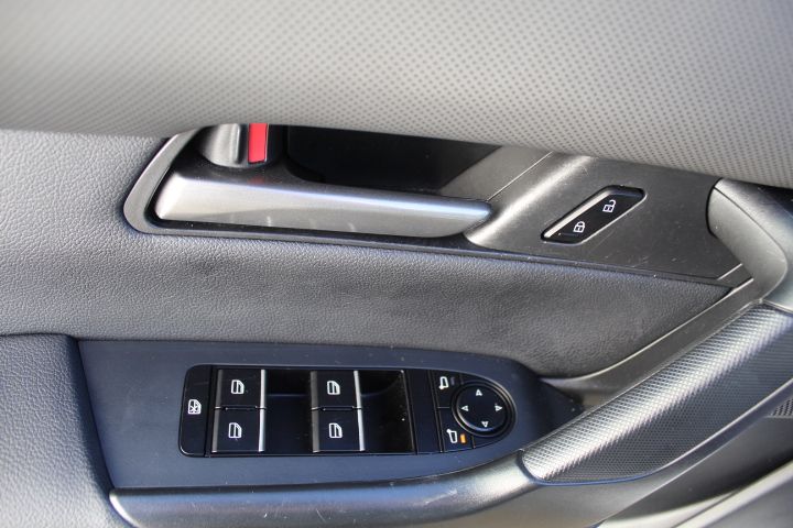 Used Car 2024 Mazda Cx-50  2.5 S Preferred Package For Sale Under $25,000 In Georgetown, Texas