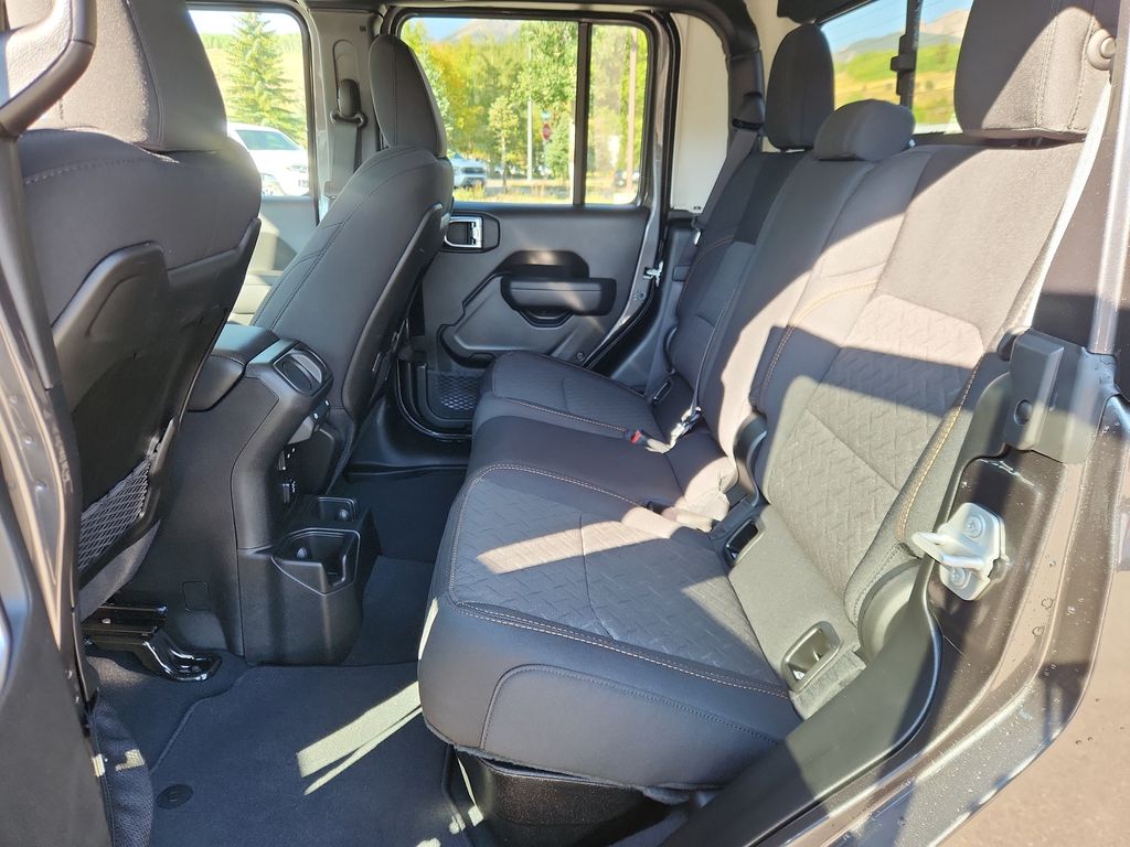 2025 Jeep Gladiator Mojave - Photo 24