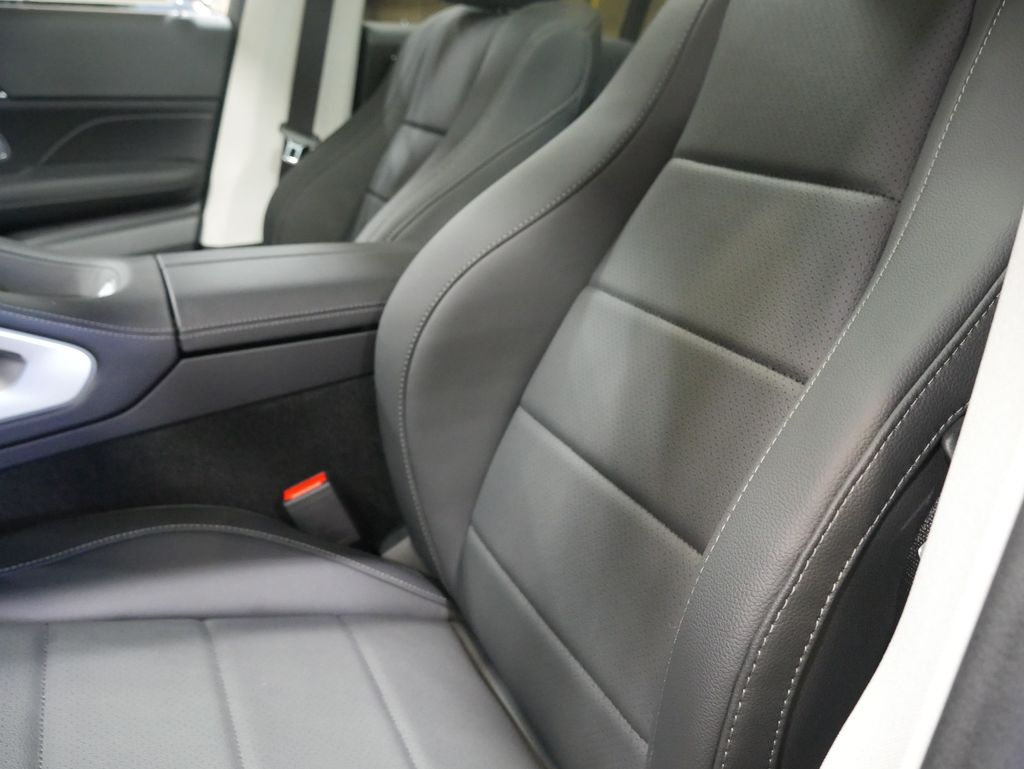 Thumbnail: 2026 Mercedes-Benz GLE - 21