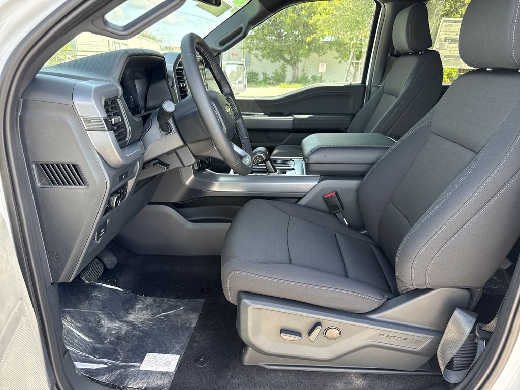 New 2026 White Ford XLT image 20