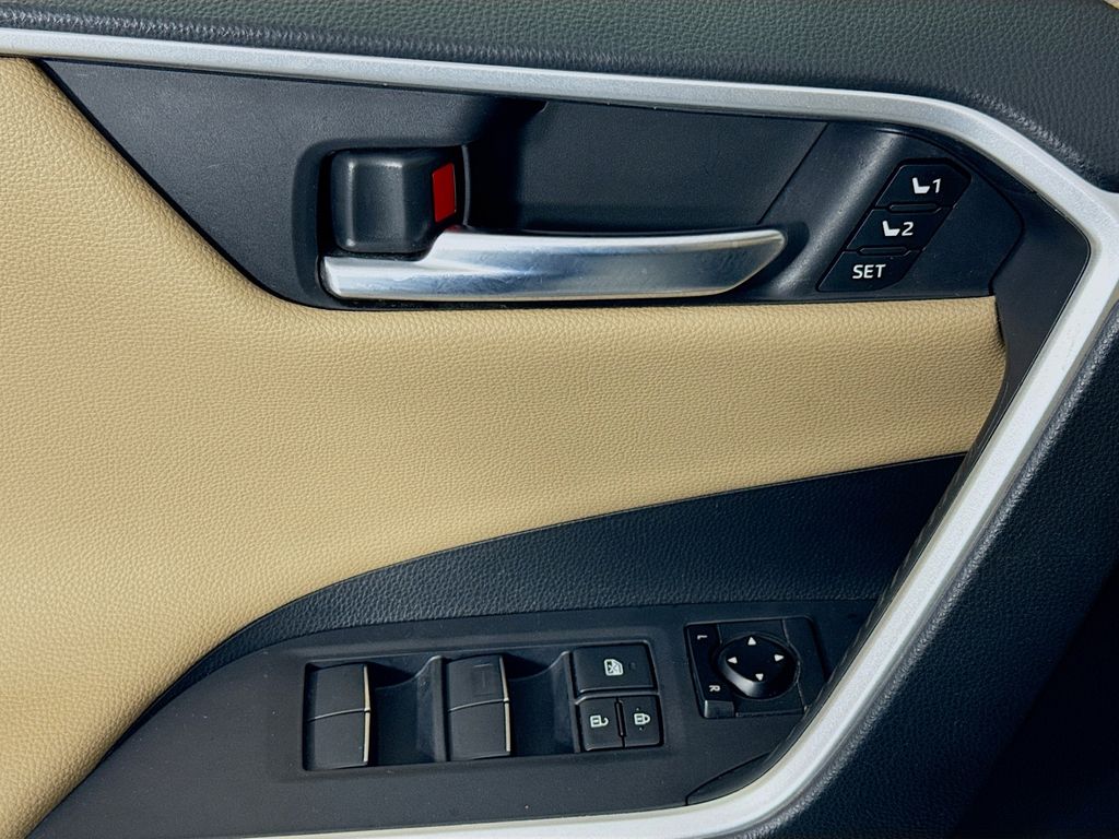 Used Car 2019 Toyota Rav4  Limited For Sale Under $25,000 In Austin, Texas