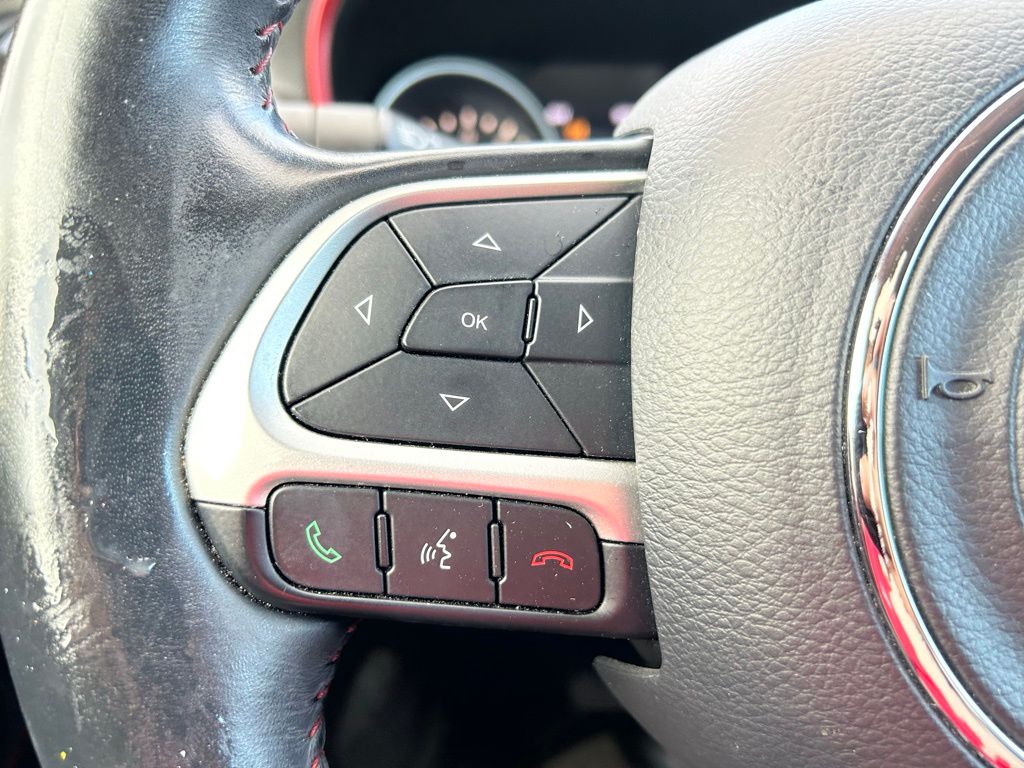 Thumbnail: 2019 Jeep Compass - 19