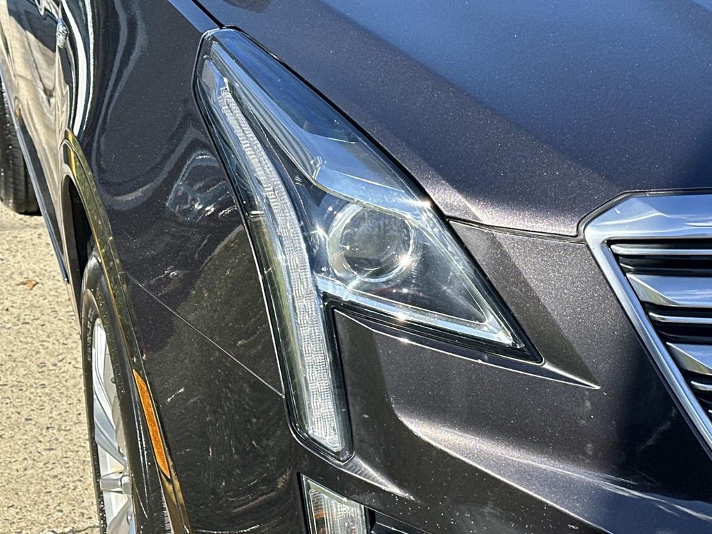 Thumbnail: 2018 Cadillac XT5 - 4