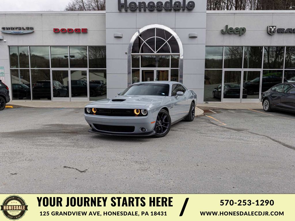 2022 Dodge Challenger R/T RWD