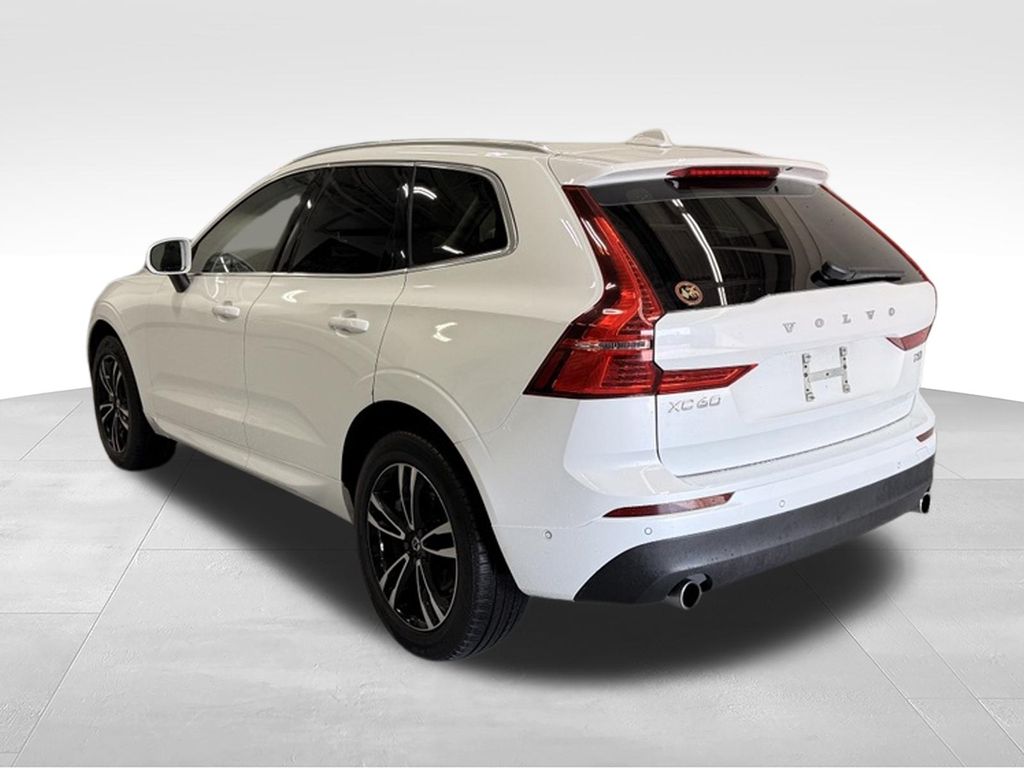 Thumbnail: 2019 Volvo XC60 - 3