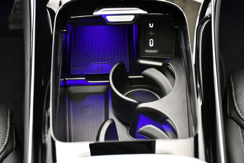 Thumbnail: 2026 Mercedes-Benz GLC - 30