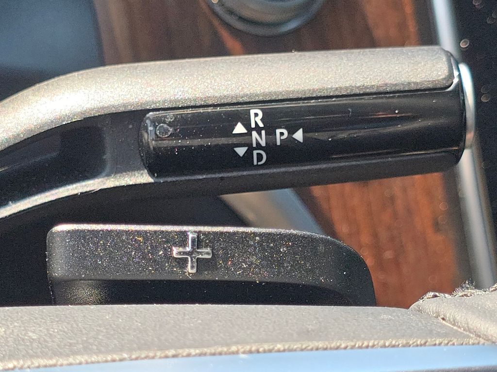 Certified Used 2026 Black Mercedes-Benz GLC 300 image 35