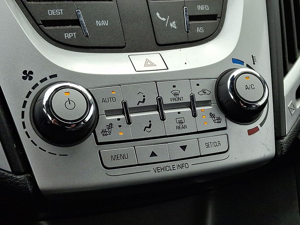 2017 GMC Terrain — photo 16
