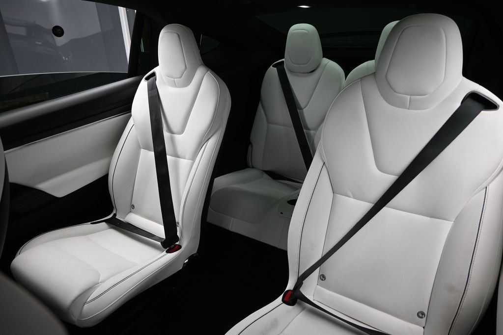 2023 Tesla Model X Plaid Tri Motor All-Wheel Drive