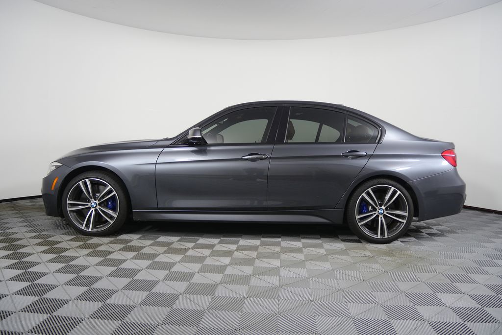 Thumbnail: 2017 BMW 3 Series - 6