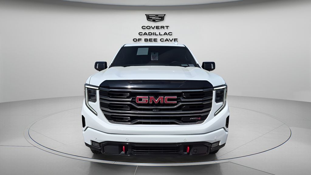 Used 2025 White GMC AT4 image 2