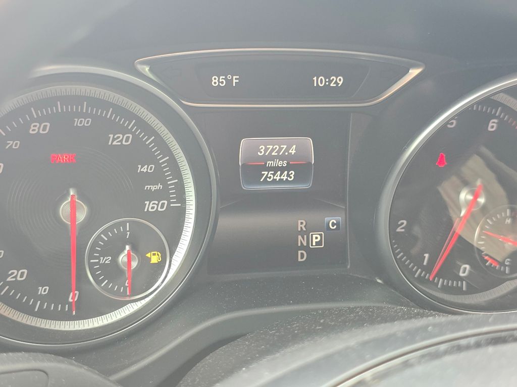 Used 2020  Mercedes-Benz GLA 250 image 25