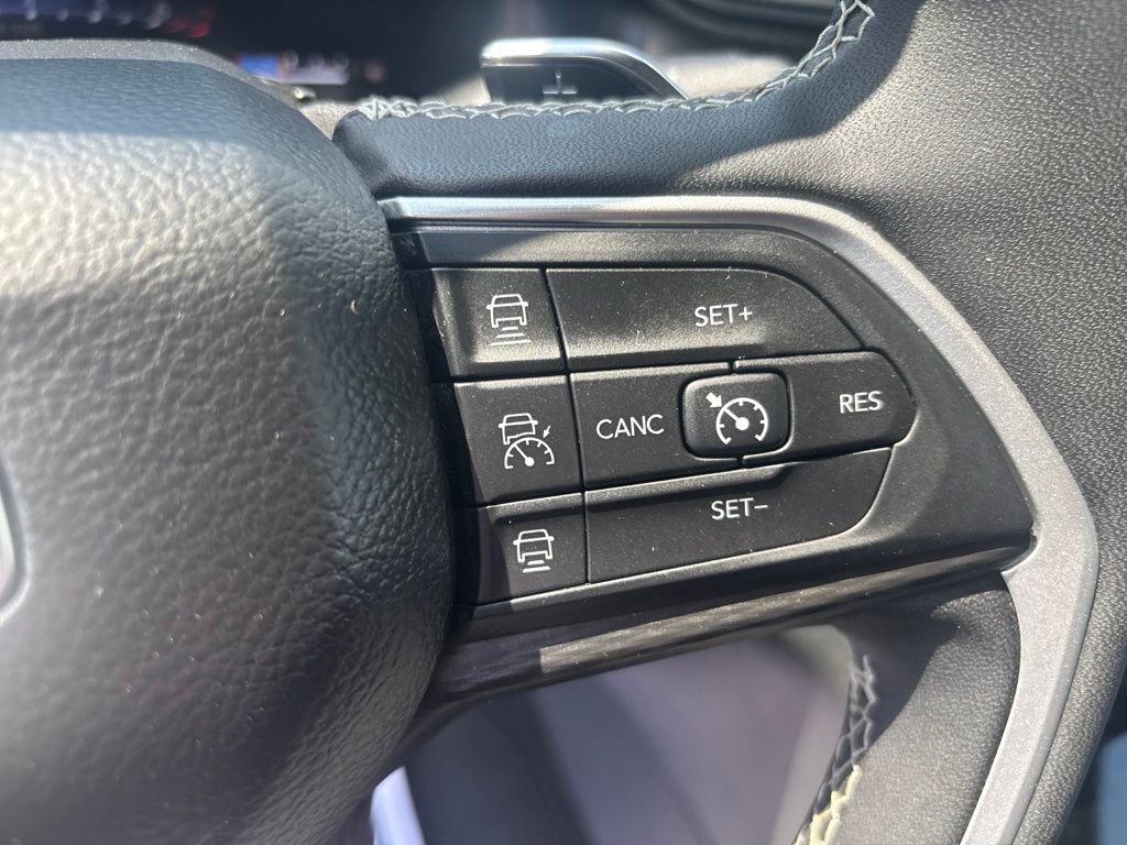 Used 2024 Jeep Grand Cherokee SUV