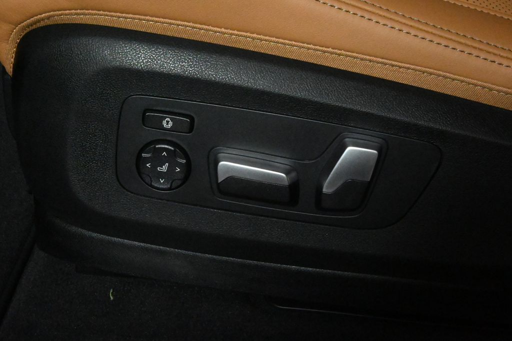 Thumbnail: 2026 BMW X5 - 28