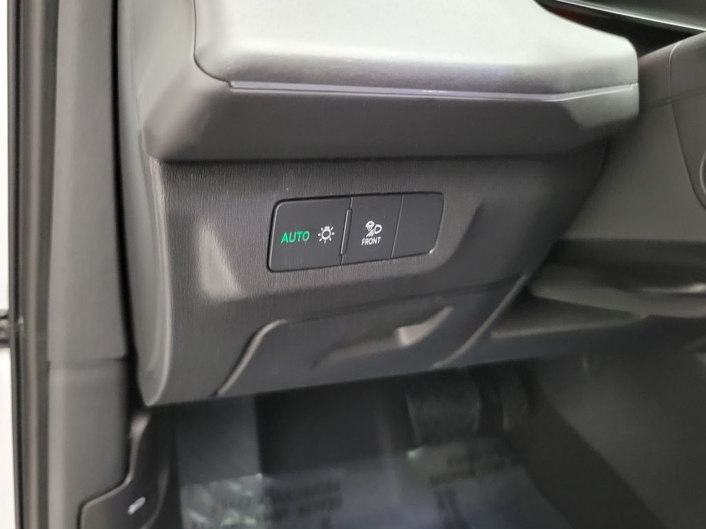 Thumbnail: 2026 Audi Q3 - 30