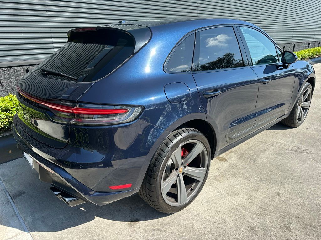 Thumbnail: 2023 Porsche Macan - 9