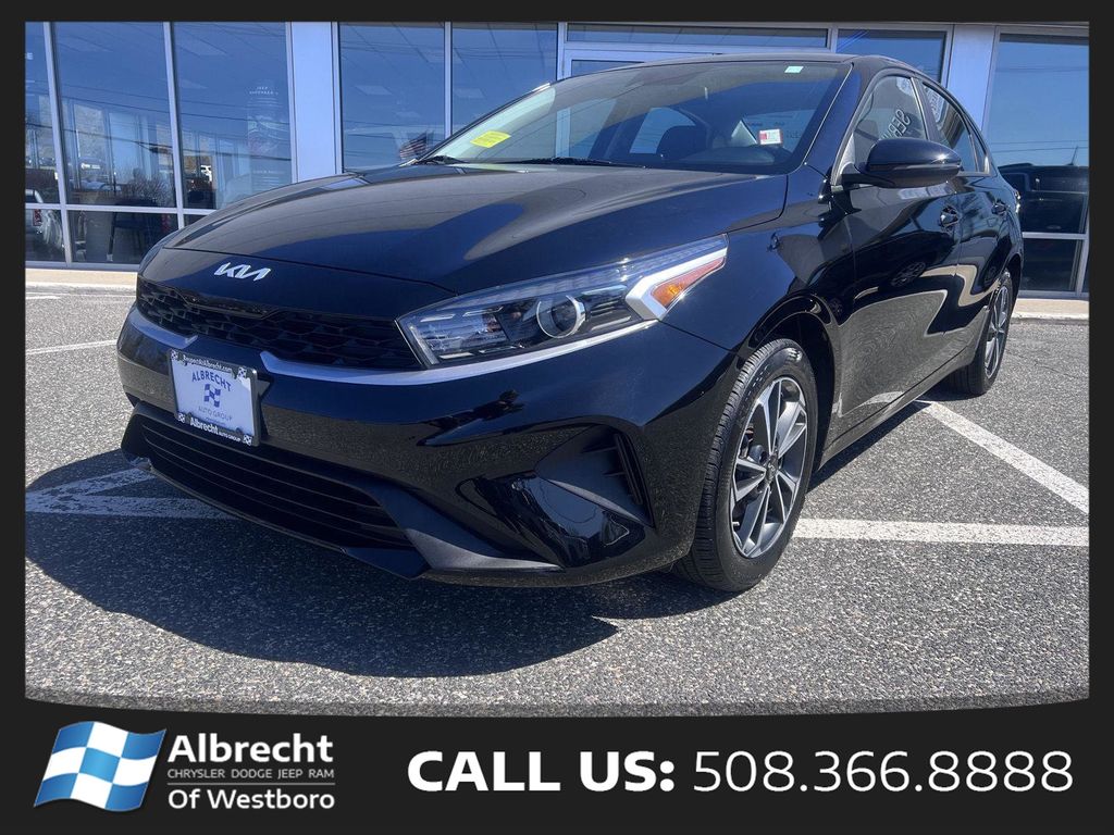 2023 Kia Forte LXS FWD