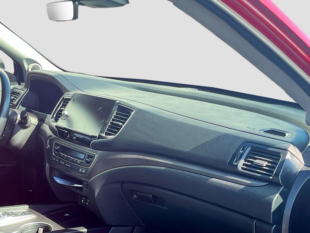 Used 2025 Red Honda RTL image 28