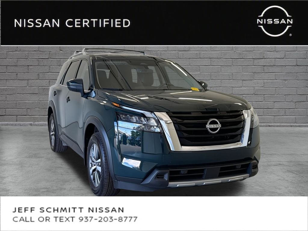 Black (Obsidian Green Pearl) 2025 Nissan Pathfinder SUV / Crossover Front-Wheel Drive 9-Speed Automatic
