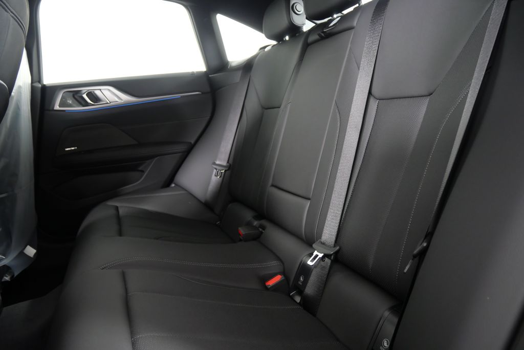 2025 BMW i4 eDrive40 15
