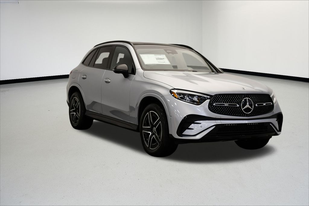 Thumbnail: 2026 Mercedes-Benz GLC - 7