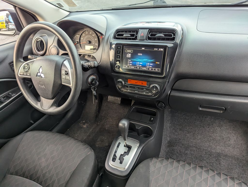 2021 Mitsubishi Mirage  32