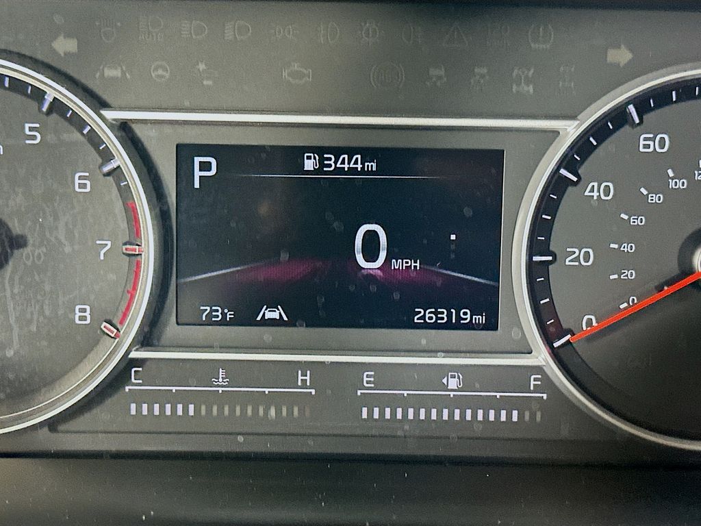 Thumbnail: 2023 Kia Sorento - 12