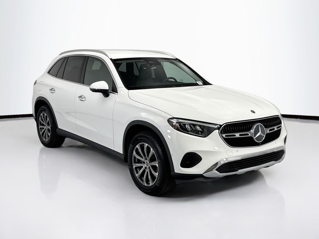 Thumbnail: 2026 Mercedes-Benz GLC - 3