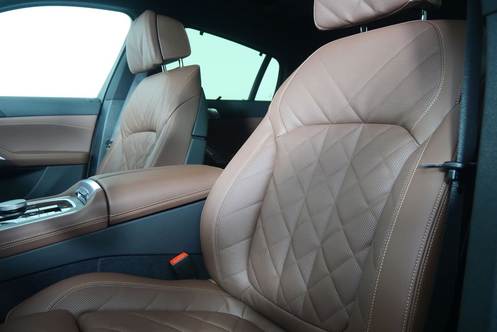 Thumbnail: 2026 BMW X6 - 11