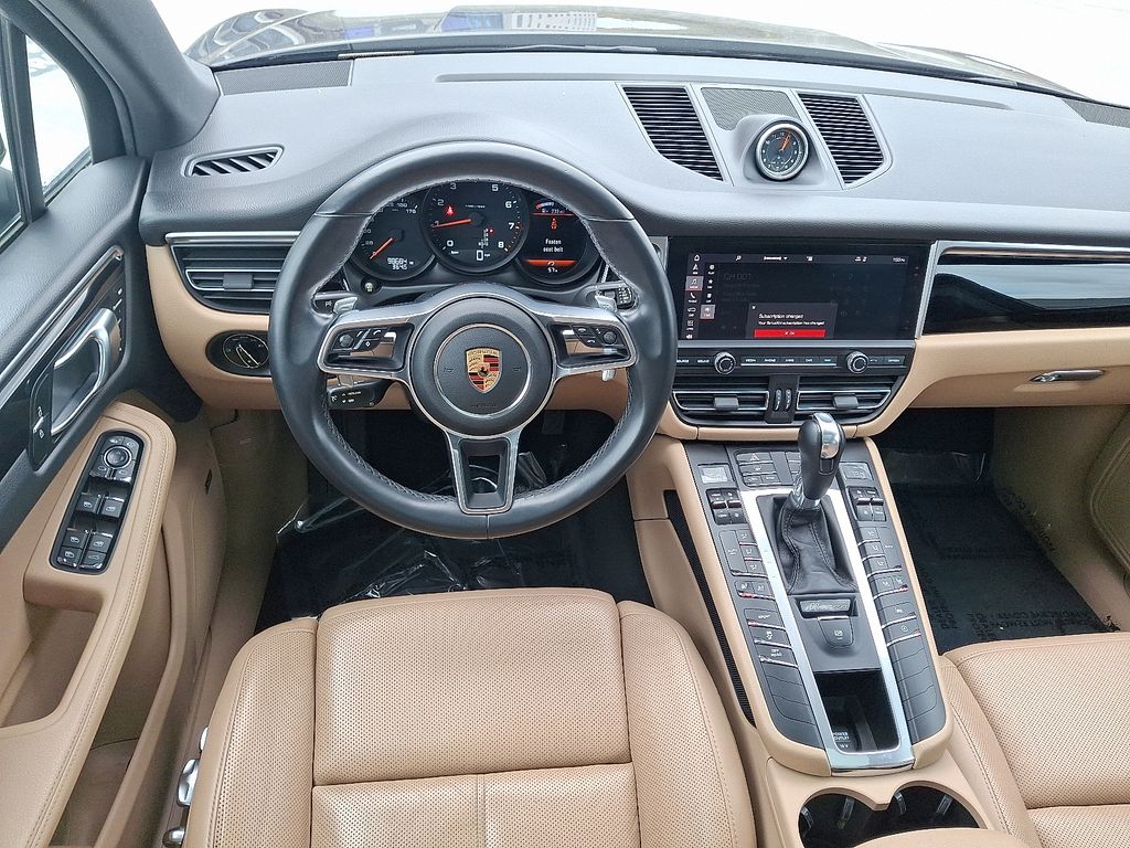 Thumbnail: 2019 Porsche Macan - 15