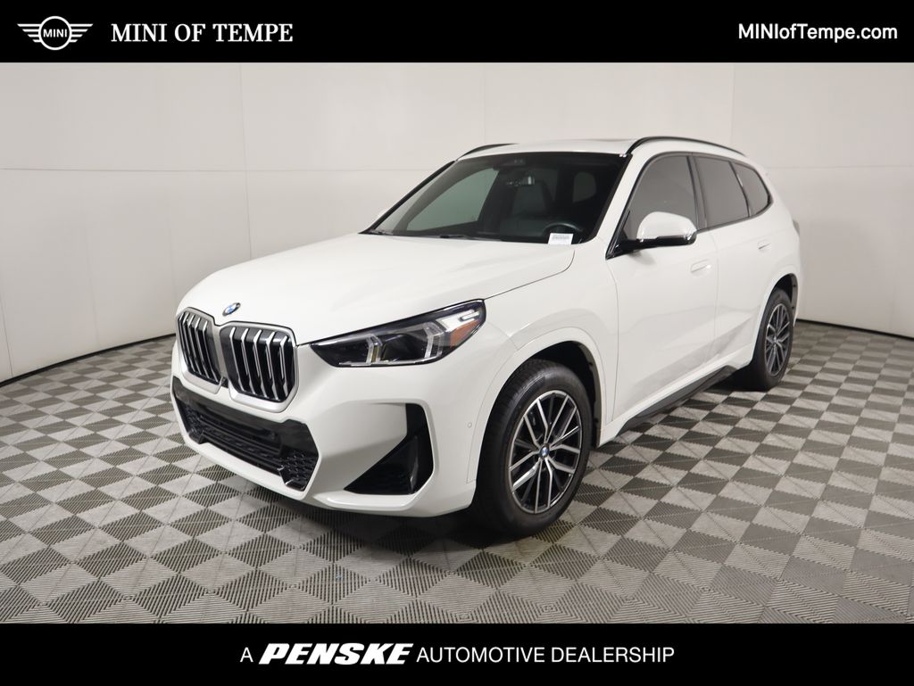 Thumbnail: 2023 BMW X1 - 1